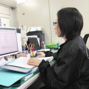 足場施工の事務スタッフ