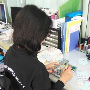 足場施工の事務スタッフ