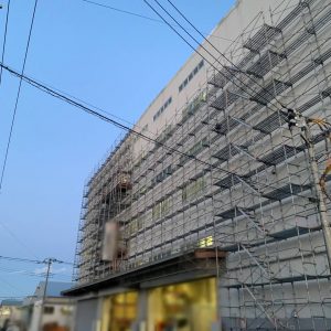 埼玉県　入間市　足場施工