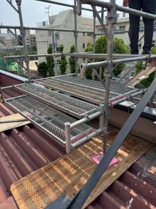 東京都　足立区　足場施工