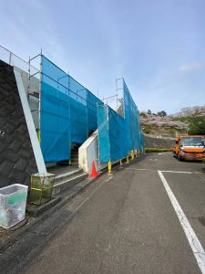 神奈川県愛甲郡愛川町　足場施工