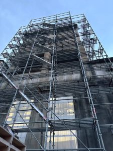 東京都　西多摩郡　足場施工