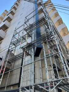 神奈川県　横浜市　足場施工