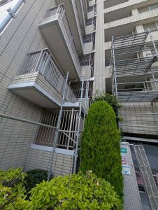 東京都　調布市　足場施工