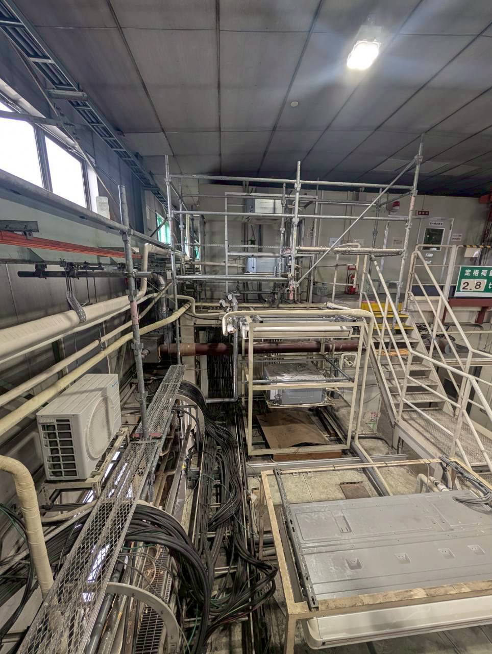 東京都　荒川区　足場施工