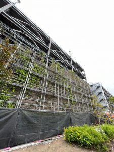 東京都　立体駐車場　足場施工